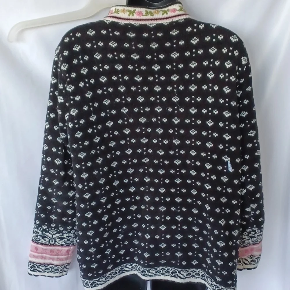 Jenny Vintage XL floral embroidered button up sweater